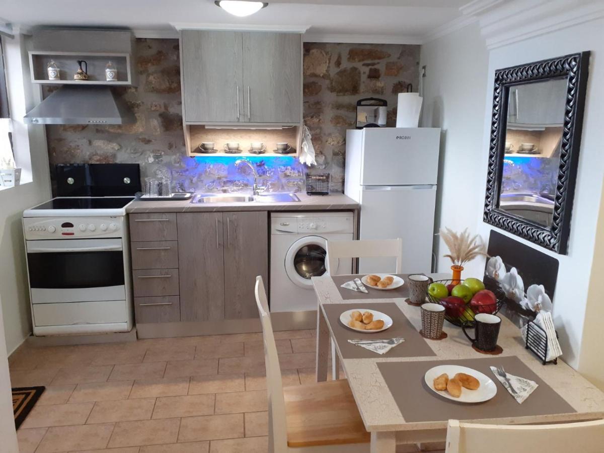 Stone Clock'S House Apartment Nafpaktos Exterior foto