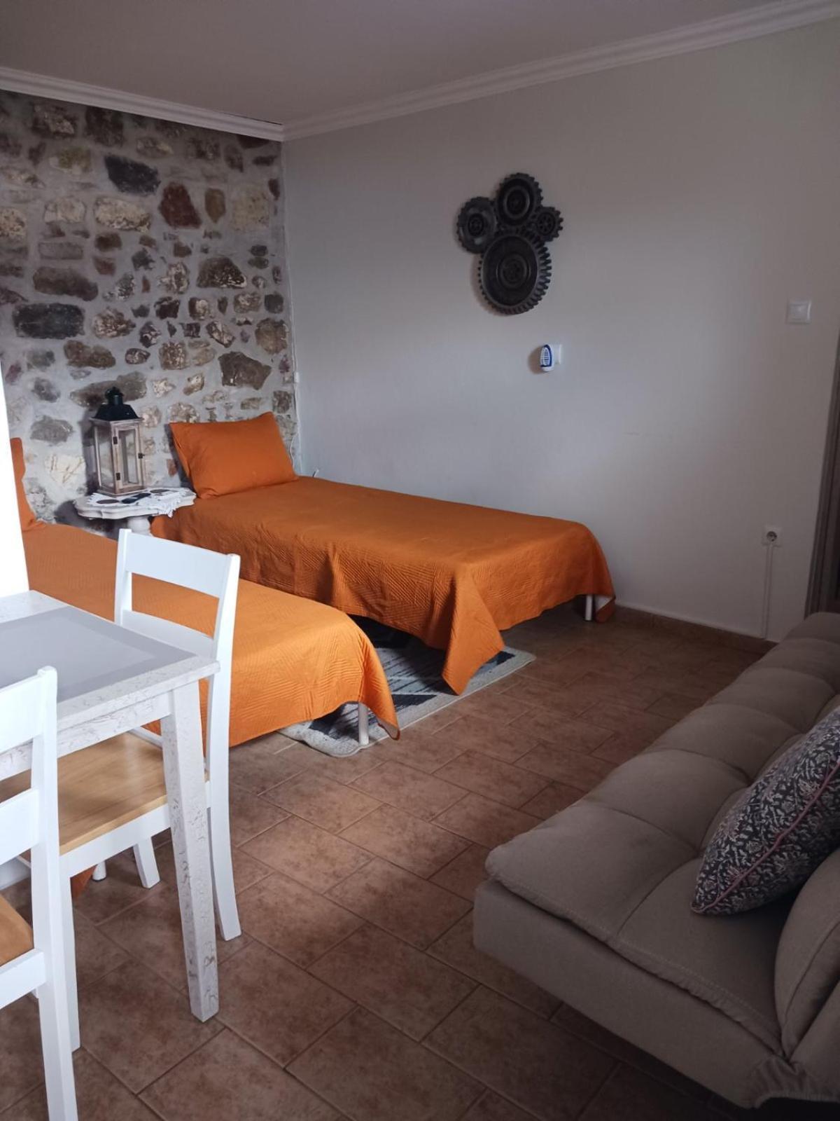 Stone Clock'S House Apartment Nafpaktos Exterior foto