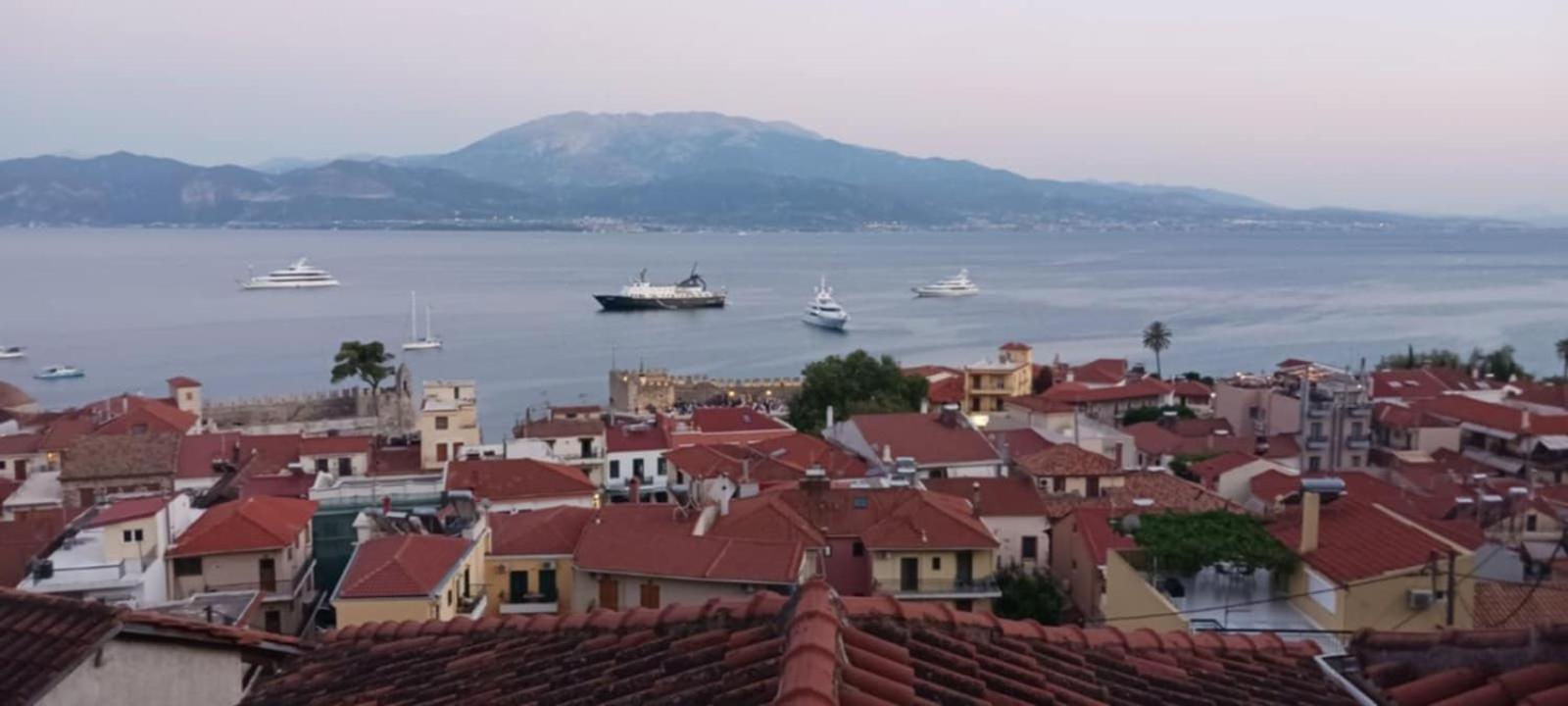Stone Clock'S House Apartment Nafpaktos Exterior foto