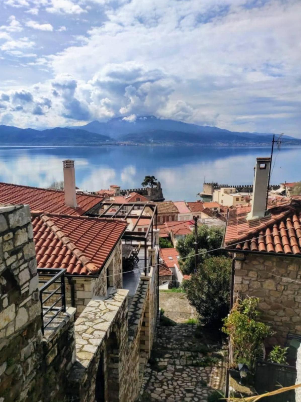 Stone Clock'S House Apartment Nafpaktos Exterior foto